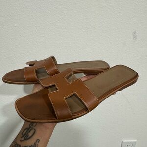 100% AUTH Hermes Oran Brown Sandals size 41.5